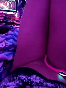 Ftm Bunny online show from 10.26.25