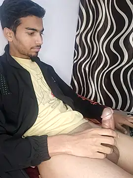 Sweetfucker  online show from 11.17.25