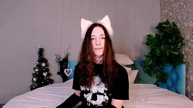 SilverMuse online show from 12.19.25