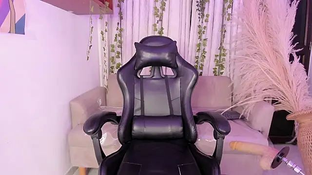 AmbarFoxx  online show from 04.05.26