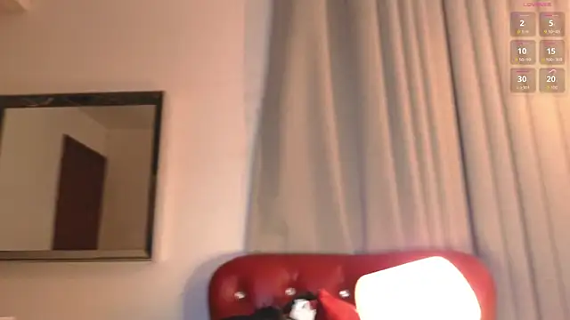 PrincePoppy online show from 10.09.25