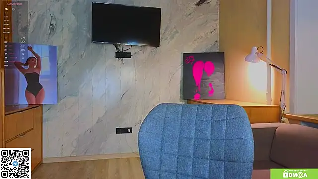 Snapshot of miss_bubbles_ chatting on 01.12.26 miss bubbles online show from 01.12.26