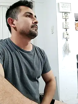 Bradd 32 online show from 09.20.25