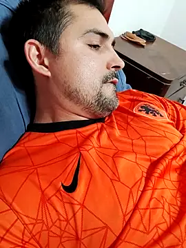 Bradd 32 online show from 11.21.25