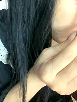 Linhtruong  online show from 09.15.25