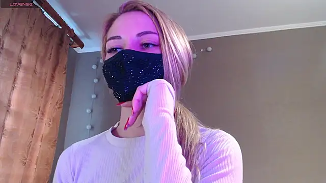 Iris lave online show from 09.29.25