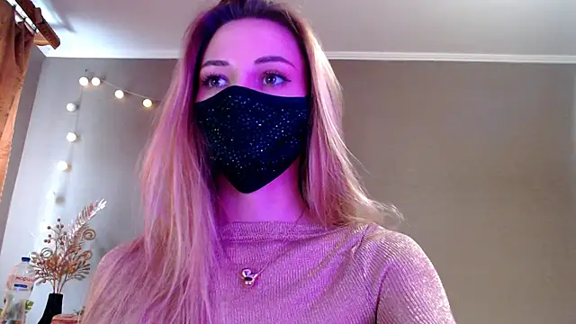 Snapshot of Iris_lave chatting on 04.22.26 Iris lave online show from 04.22.26