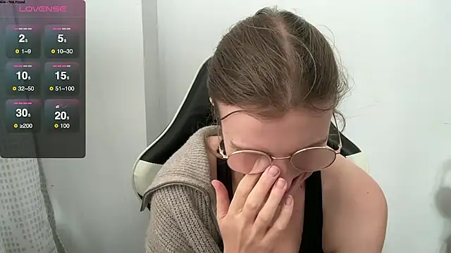 BustyKellyXXX online show from 02.04.26