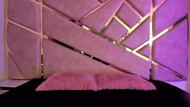 Zafiro claire online show from 10.21.25