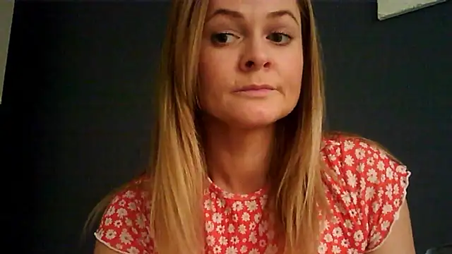 Ginger-bb online show from 10.15.25