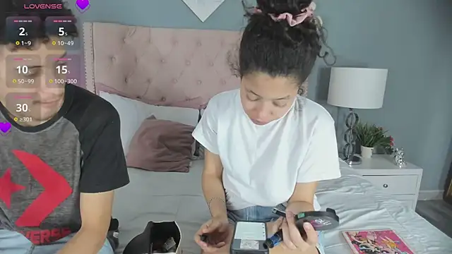 Snapshot of Joe_And_Emma chatting on 09.14.25 Joe And Emma online show from 09.14.25