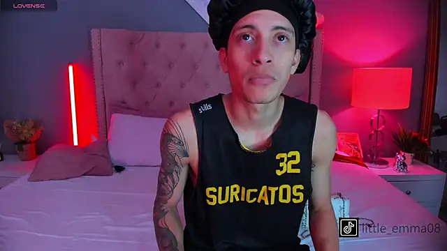 Snapshot of Joe_And_Emma chatting on 10.22.25 Joe And Emma online show from 10.22.25