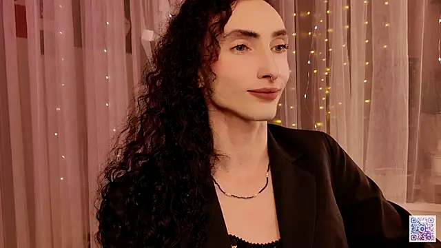 Snapshot of Queen_of_tease chatting on 11.27.25 Queen of tease online show from 11.27.25