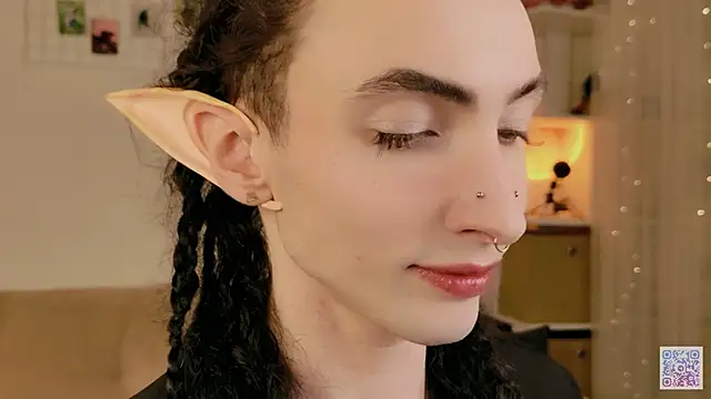 Snapshot of Queen_of_tease chatting on 02.16.26 Queen of tease online show from 02.16.26