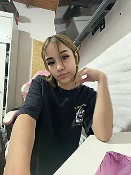 Babylovetiernax online show from 02.13.26