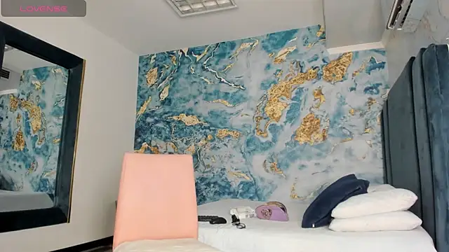 lesly cutee online show from 04.06.26