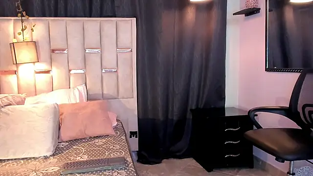 Hanzking01 online show from 11.22.25