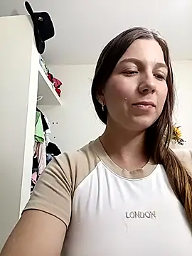 Arianna Moss online show from 02.23.26