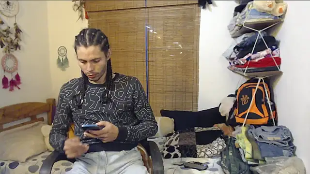 Snapshot of kaidust chatting on 03.11.26 kaidust online show from 03.11.26