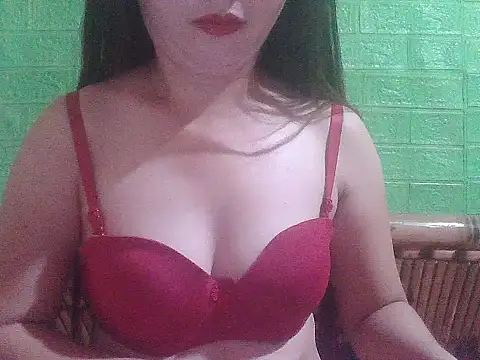 Snapshot of lucky_rona chatting on 10.05.25 lucky rona online show from 10.05.25