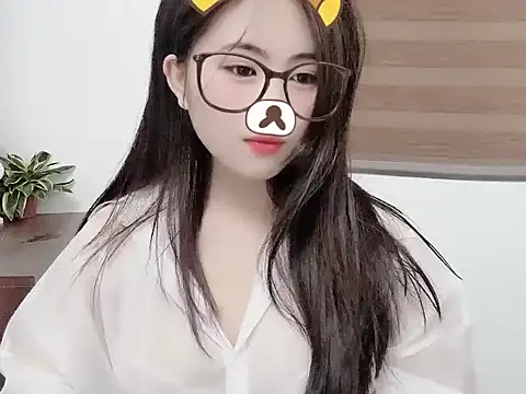 Snapshot of Amelia-babee chatting on 09.10.25 Amelia-babee online show from 09.10.25