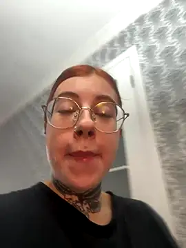 Nancyhot777 online show from 10.21.25