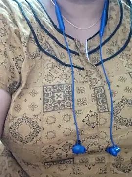 lathikaqueentamil online show from 11.05.25