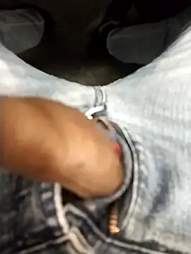 Snapshot of Ajayy01 chatting on 11.24.25 Ajayy01 online show from 11.24.25