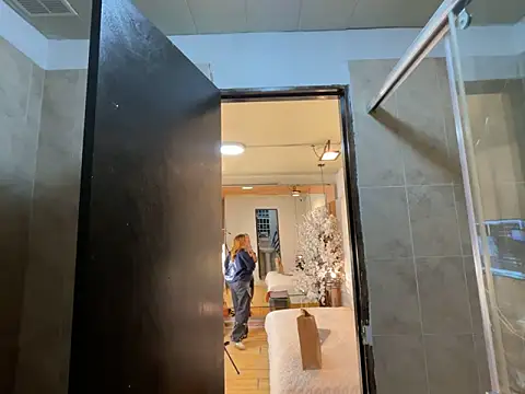 Snapshot of CamilleMilano chatting on 09.14.25 CamilleMilano online show from 09.14.25