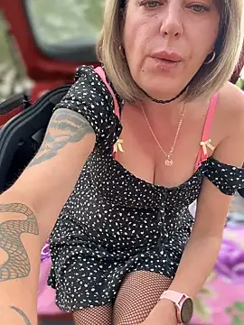 Milena-MilfaXXX online show from 09.27.25