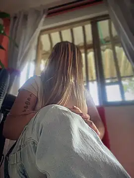 Snapshot of ChannelConnor_ chatting on 11.29.25 ChannelConnor online show from 11.29.25