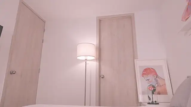 Snapshot of moon_angels chatting on 02.25.26 moon angels online show from 02.25.26