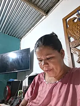 hotmom33 online show from 11.07.25