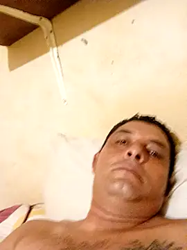 Snapshot of 125Delfin90 chatting on 10.10.25 125Delfin90 online show from 10.10.25