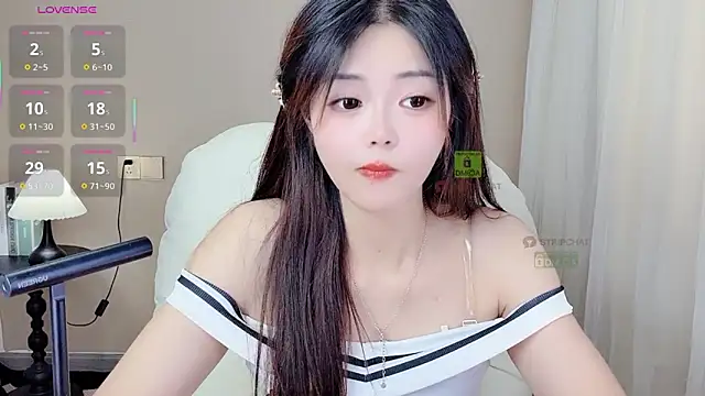 CeeKie online show from 09.10.25