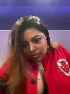 Snapshot of Hela_Collins chatting on 10.18.25 Hela Collins online show from 10.18.25