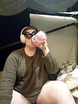 VeiledMuse online show from 10.21.25