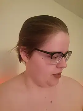 VeiledMuse online show from 03.17.26