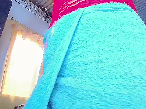 Snapshot of Anthonella_valentina chatting on 04.02.26 Anthonella valentina online show from 04.02.26