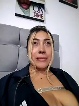  ManuVeelez online show from 10.12.25