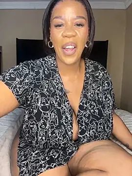 THICKBUNNYCHICKxxx online show from 11.04.25