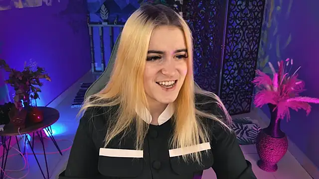 Stef Nicks online show from 10.03.25