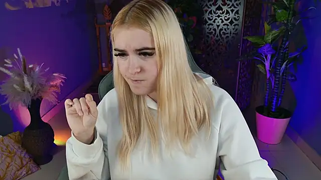 Stef Nicks online show from 11.08.25