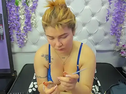 JuliettaRousse69 online show from 09.24.25