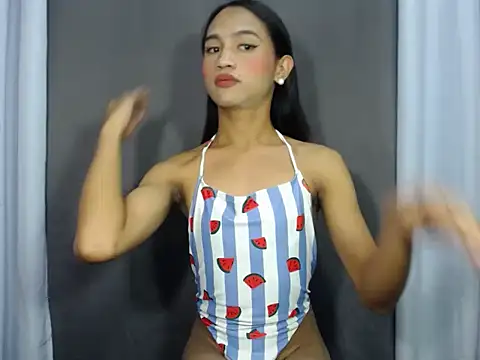 Snapshot of Cinamon_Candy20 chatting on 10.07.25 Cinamon Candy20 online show from 10.07.25