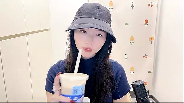 Rosalind xixi online show from 10.07.25