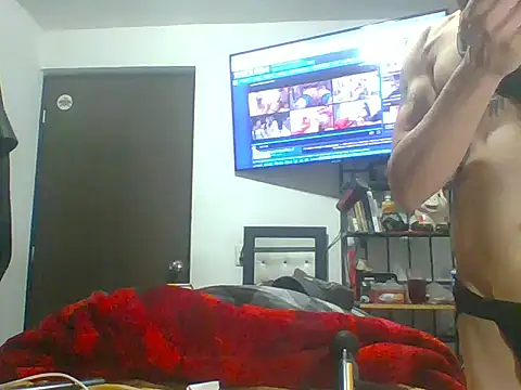 Snapshot of mexhotbi chatting on 10.01.25 mexhotbi online show from 10.01.25