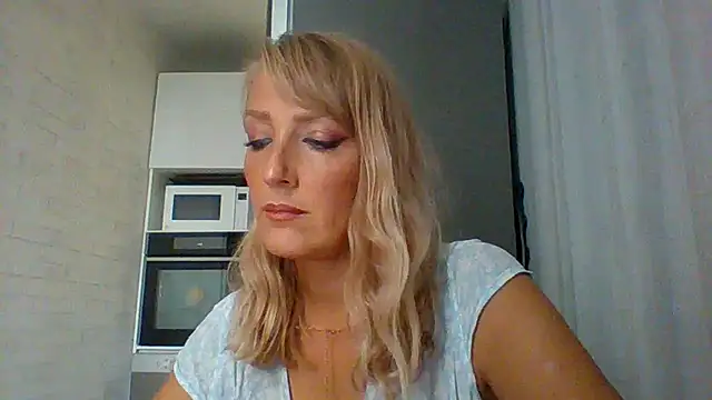 Vexxaa online show from 09.10.25