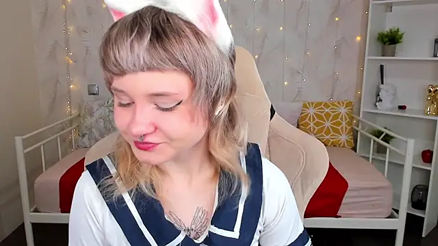 Tori Cutie online show from 03.04.26