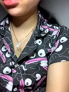 Nguyenha11 online show from 11.15.25